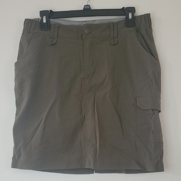 Duluth Trading Womens Cargo Skirt Size 8 Green Nylon - Picture 1 of 13